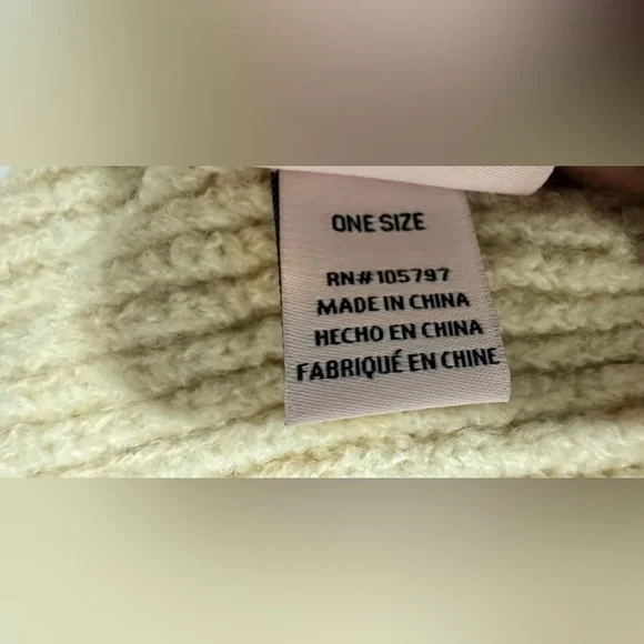 Juicy Couture Beige Knit Beanie and Scarf Set